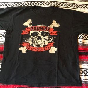 Men’s Graphic Tee//Size XL//The Goonies